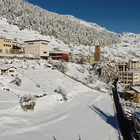 Apartamento Chasa Patgific *