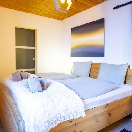 Apartamento Chasa Patgific *